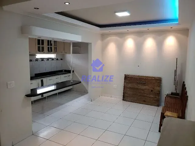 Casa com 360m² 5 quartos e 3 banheiros, à venda, no bairro Parque Residencial Nazare em Botucatu