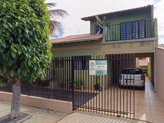 Casa com 262m² 3 quartos e 3 banheiros, à venda, no bairro Jardim do Lago em Cambé