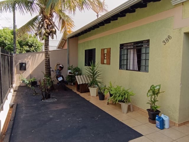 Casa com 262m² 3 quartos e 3 banheiros, à venda, no bairro Jardim do Lago em Cambé