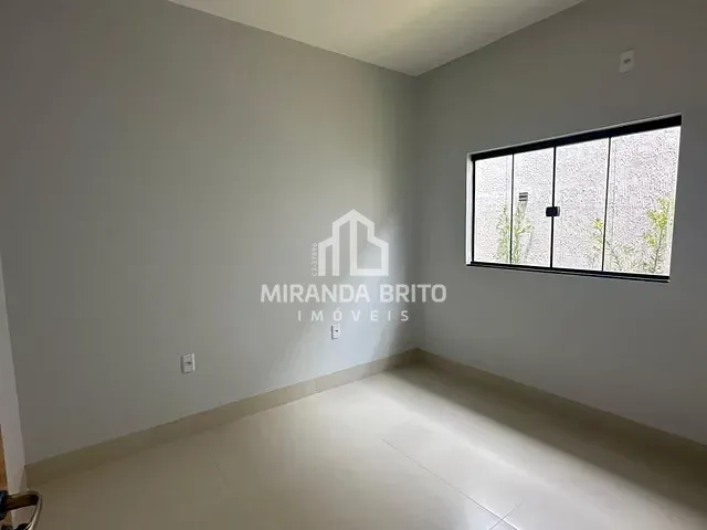 Casa com 210m² 3 quartos e 1 banheiro, à venda, no bairro Jardim Buriti Sereno em Aparecida de Goiânia