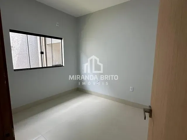 Casa com 210m² 3 quartos e 1 banheiro, à venda, no bairro Jardim Buriti Sereno em Aparecida de Goiânia