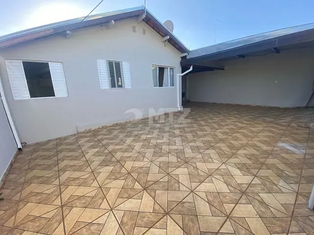Casa com 200m² 2 quartos e 1 banheiro, à venda, no bairro Conjunto Habitacional Humberto Popolo em Botucatu