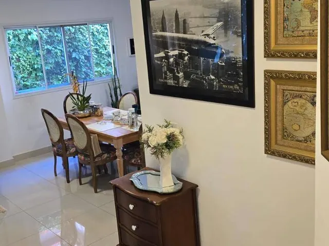 Casa com 374m² 3 quartos e 4 banheiros, para alugar, no bairro Esperança em Londrina