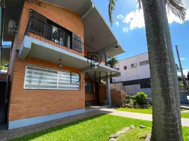 Casa com 192m² 2 quartos e 3 banheiros, à venda, no bairro Celeste em Campo Bom