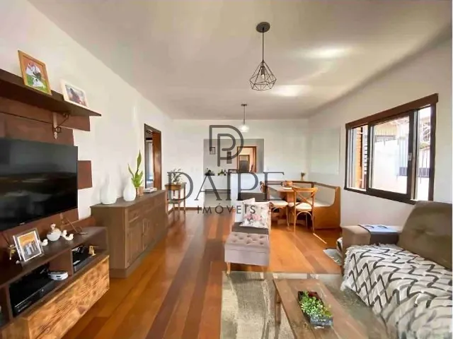 Casa com 192m² 2 quartos e 3 banheiros, à venda, no bairro Celeste em Campo Bom