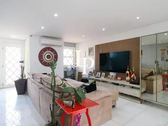 Casa com 264m² 3 quartos e 1 banheiro, à venda, no bairro Mauá em São Caetano do Sul