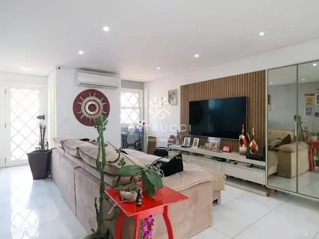 Casa com 264m² 3 quartos e 1 banheiro, à venda, no bairro Mauá em São Caetano do Sul