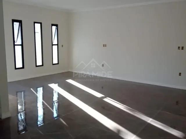 Casa com 300m² 3 quartos e 1 banheiro, à venda, no bairro Jardim Novo Mundo em Poços de Caldas