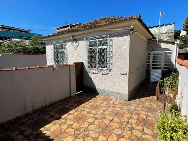 Casa 2 quartos e 1 banheiro, à venda, no bairro Bento Ribeiro em Rio de Janeiro