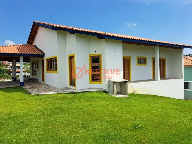 Casa com 1007m² 3 quartos e 2 banheiros, à venda, no bairro Cerejeira em Guararema