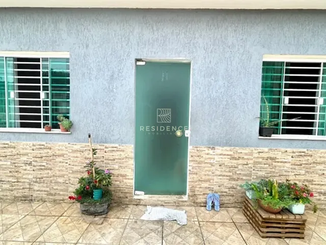 Casa 3 quartos e 2 banheiros, à venda, no bairro Barreira Cravo em Volta Redonda