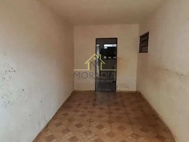 Casa com 200m² 2 quartos e 1 banheiro, à venda, no bairro Parque dos Municípios I em Guaxupé