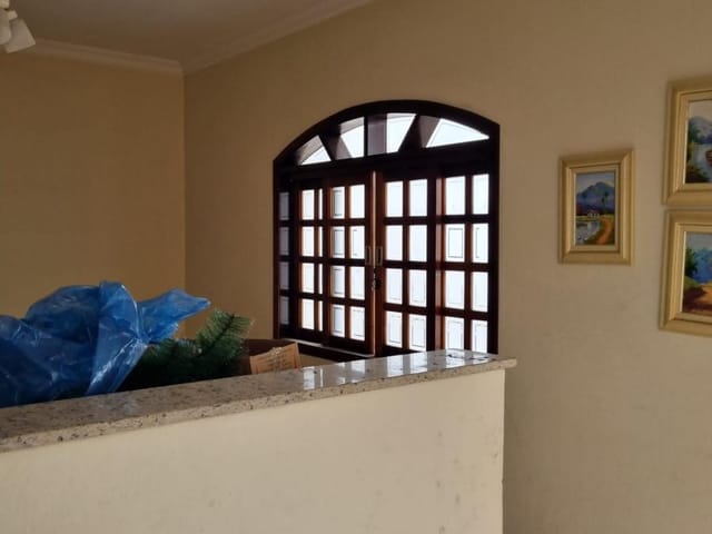 Casa com 400m² 3 quartos e 3 banheiros, à venda, no bairro Chácara do Visconde em Taubaté