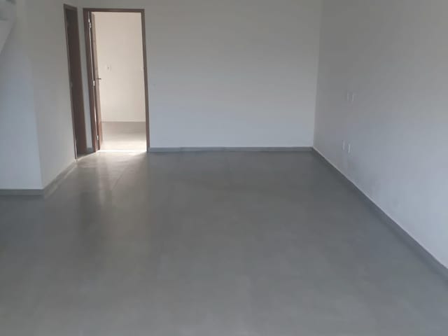 Casa com 120m² 3 quartos e 2 banheiros, à venda, no bairro Pedra de Guaratiba em Rio de Janeiro