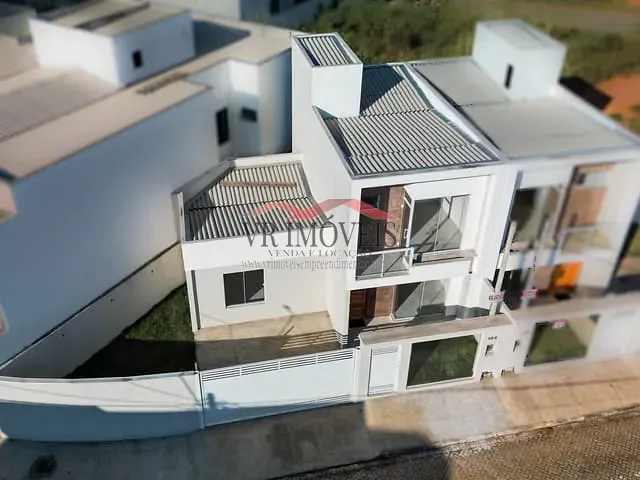 Casa 3 quartos e 4 banheiros, à venda, no bairro Jardim Provence em Volta Redonda