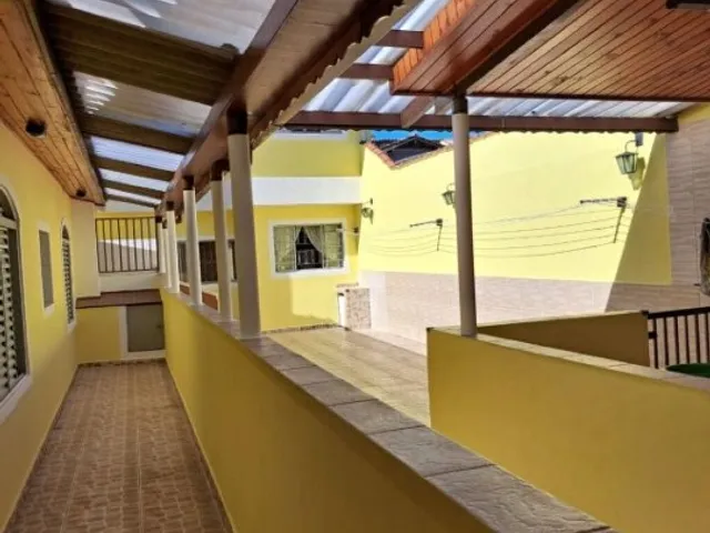 Casa com 335m² 7 quartos e 5 banheiros, à venda, no bairro Santa Maria em Santo André