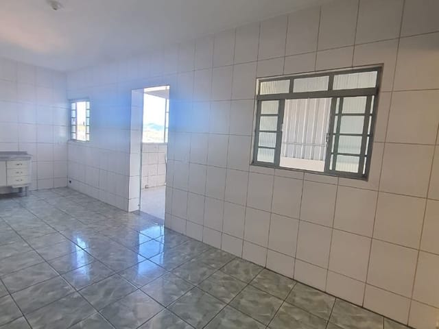 Casa com 300m², à venda, no bairro Nossa Senhora Aparecida em Cambuí