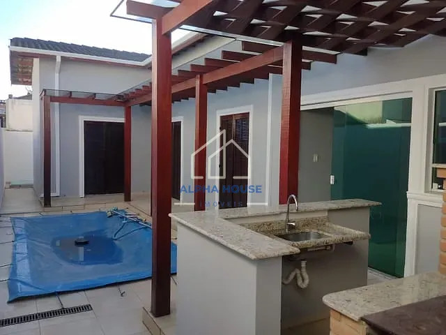Casa 3 quartos e 3 banheiros, à venda, no bairro Condomínio Village do Sol em Pindamonhangaba