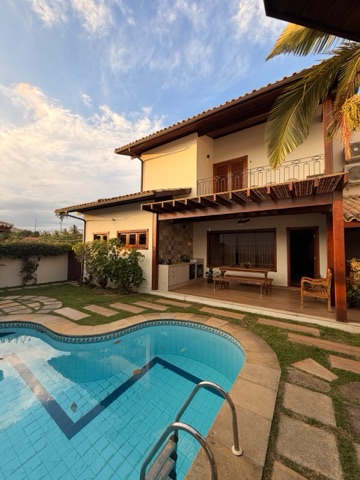 Casa com 448m² 5 quartos e 8 banheiros, à venda, no bairro Parque Rosário em Campos dos Goytacazes