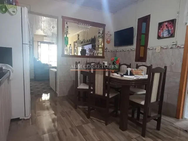 Casa com 300m² 3 quartos e 2 banheiros, à venda, no bairro COHAB A em Gravataí