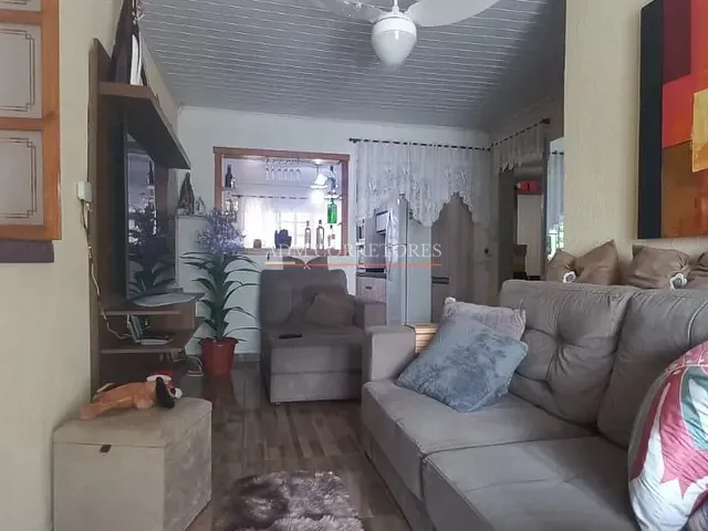 Casa com 300m² 3 quartos e 2 banheiros, à venda, no bairro COHAB A em Gravataí