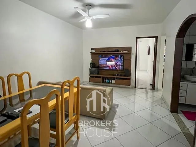 Casa 4 quartos e 4 banheiros, à venda, no bairro República em Vitória