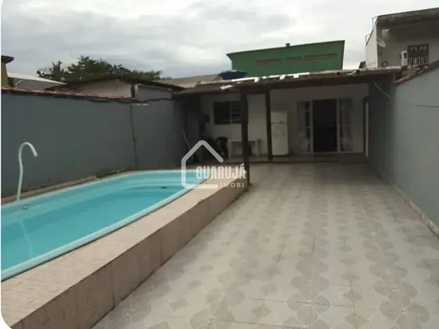Casa 3 quartos e 4 banheiros, à venda, no bairro Jardim Virgínia em Guarujá