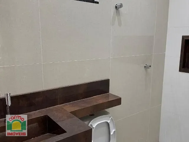 Casa com 200m² 3 quartos e 2 banheiros, à venda, no bairro Conjunto Habitacional Esperança ll em Anápolis
