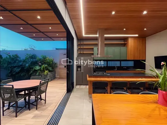 Casa 3 quartos e 4 banheiros, à venda, no bairro Santa Luzia em Araçatuba