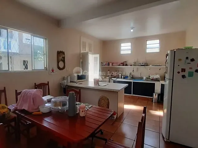Casa com 300m² 3 quartos e 3 banheiros, à venda, no bairro Fátima em Teresina