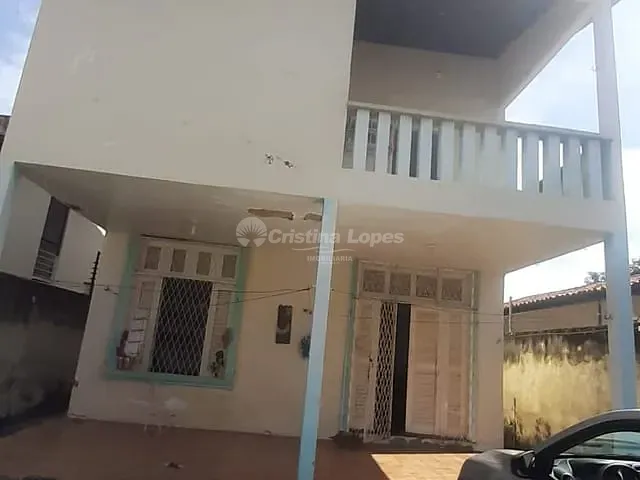 Casa com 300m² 3 quartos e 3 banheiros, à venda, no bairro Fátima em Teresina