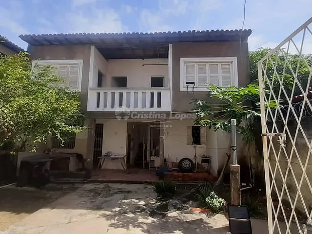 Casa com 300m² 3 quartos e 3 banheiros, à venda, no bairro Fátima em Teresina