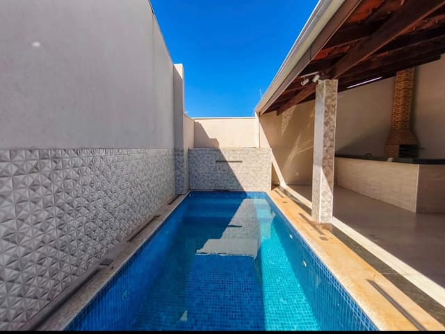 Casa com 250m² 3 quartos e 2 banheiros, à venda, no bairro Esplanada Primo Meneghetti em Franca