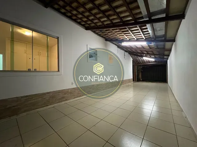 Casa 3 quartos e 3 banheiros, para alugar, no bairro Horto Florestal em Belo Horizonte