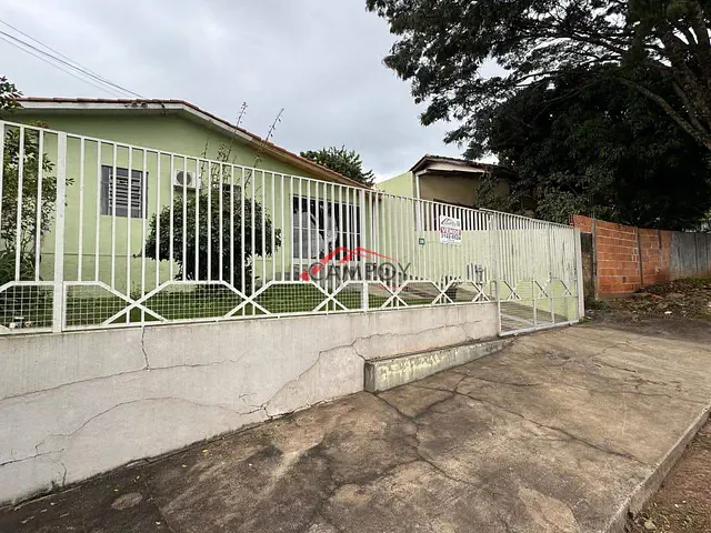 Casa com 300m² 3 quartos e 1 banheiro, à venda, no bairro Núcleo Habitacional Afonso Alves de Camargo em Apucarana