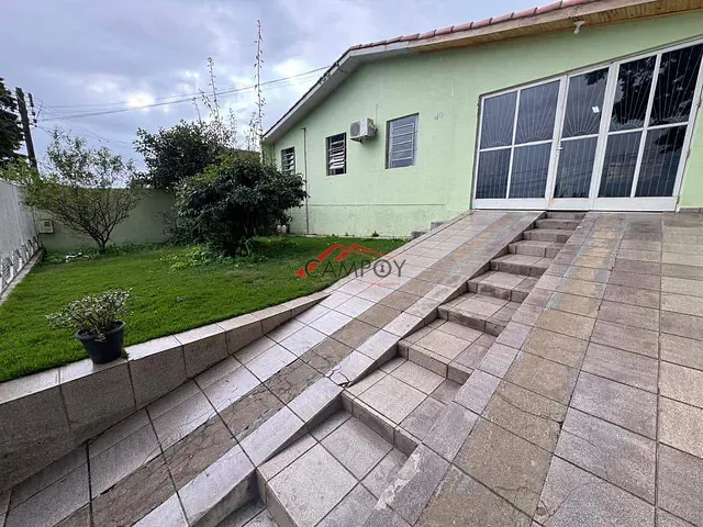 Casa com 300m² 3 quartos e 1 banheiro, à venda, no bairro Núcleo Habitacional Afonso Alves de Camargo em Apucarana
