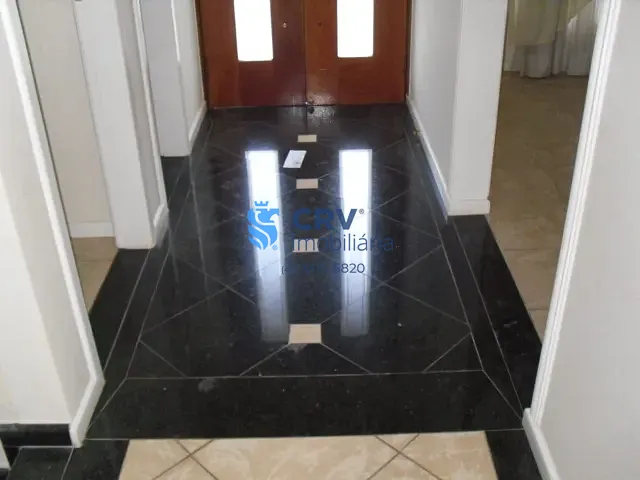 Casa com 720m² 4 quartos e 6 banheiros, à venda, no bairro Parque Residencial Alcântara em Londrina