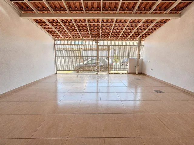 Casa com 160m² 2 quartos e 1 banheiro, à venda, no bairro Setor de Chácaras Anhangüera B em Valparaíso de Goiás