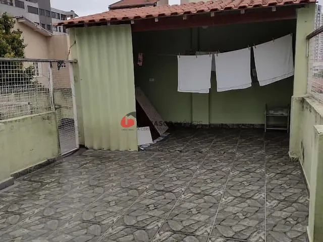 Casa com 195m² 2 quartos e 1 banheiro, à venda, no bairro Santa Paula em São Caetano do Sul