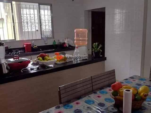 Casa com 195m² 2 quartos e 1 banheiro, à venda, no bairro Santa Paula em São Caetano do Sul