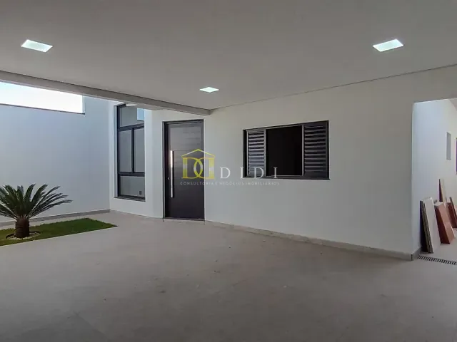 Casa 3 quartos e 2 banheiros, à venda, no bairro Cambuí em Porto Feliz
