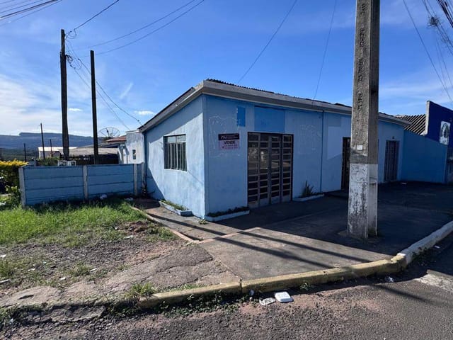 Casa 2 quartos e 1 banheiro, à venda, no bairro Jardim Santa Cecília em Jaguariaíva