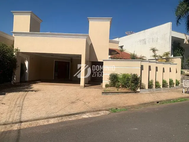 Casa com 655m² 5 quartos e 7 banheiros, à venda, no bairro Mercês em Uberaba