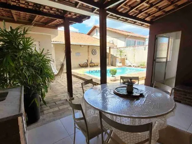 Casa com 360m² 3 quartos e 4 banheiros, à venda, no bairro Jardim Belvedere em Volta Redonda