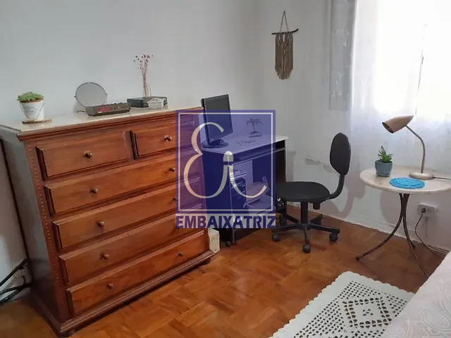 Casa com 200m² 3 quartos e 2 banheiros, à venda, no bairro Parque Industrial em São José dos Campos