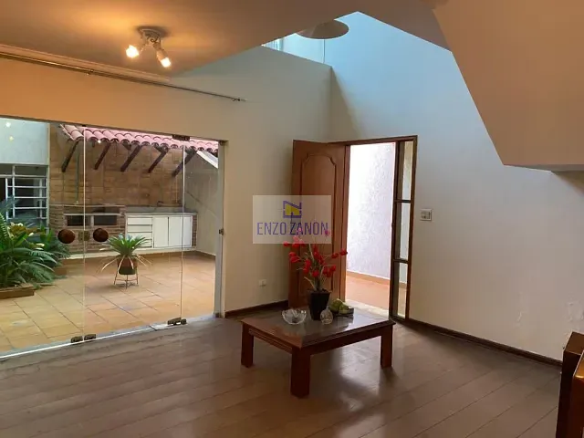 Casa com 330m² 3 quartos e 6 banheiros, à venda, no bairro Jardim do Mar em São Bernardo do Campo