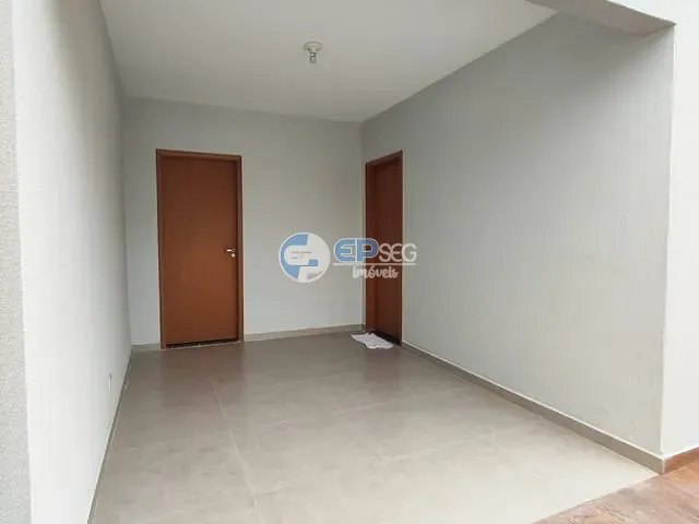 Casa com 174m² 3 quartos e 2 banheiros, à venda, no bairro Jardim Nações Unidas em Londrina
