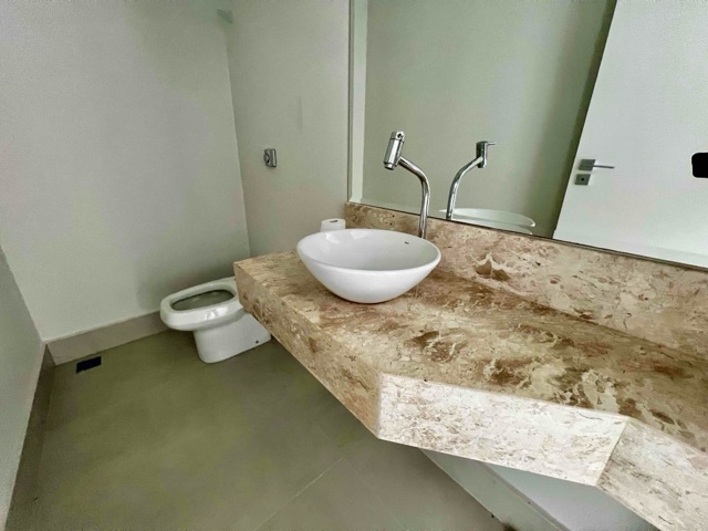 Casa com 384m² 3 quartos e 5 banheiros, à venda, no bairro Alphaville 2 em Londrina