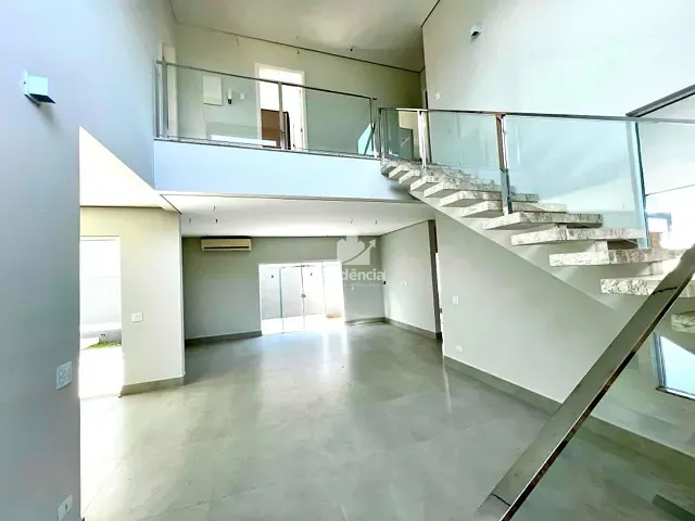 Casa com 384m² 3 quartos e 5 banheiros, à venda, no bairro Alphaville 2 em Londrina