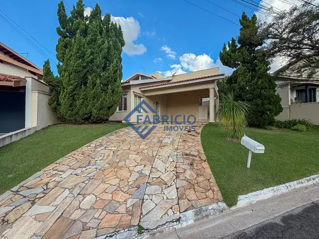 Casa com 450m² 3 quartos e 4 banheiros, à venda ou para alugar, no bairro Villaggio Capríccio em Louveira